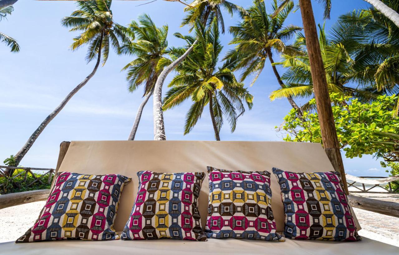 Kima Serviced Beach House & Suites ブウェワウ エクステリア 写真