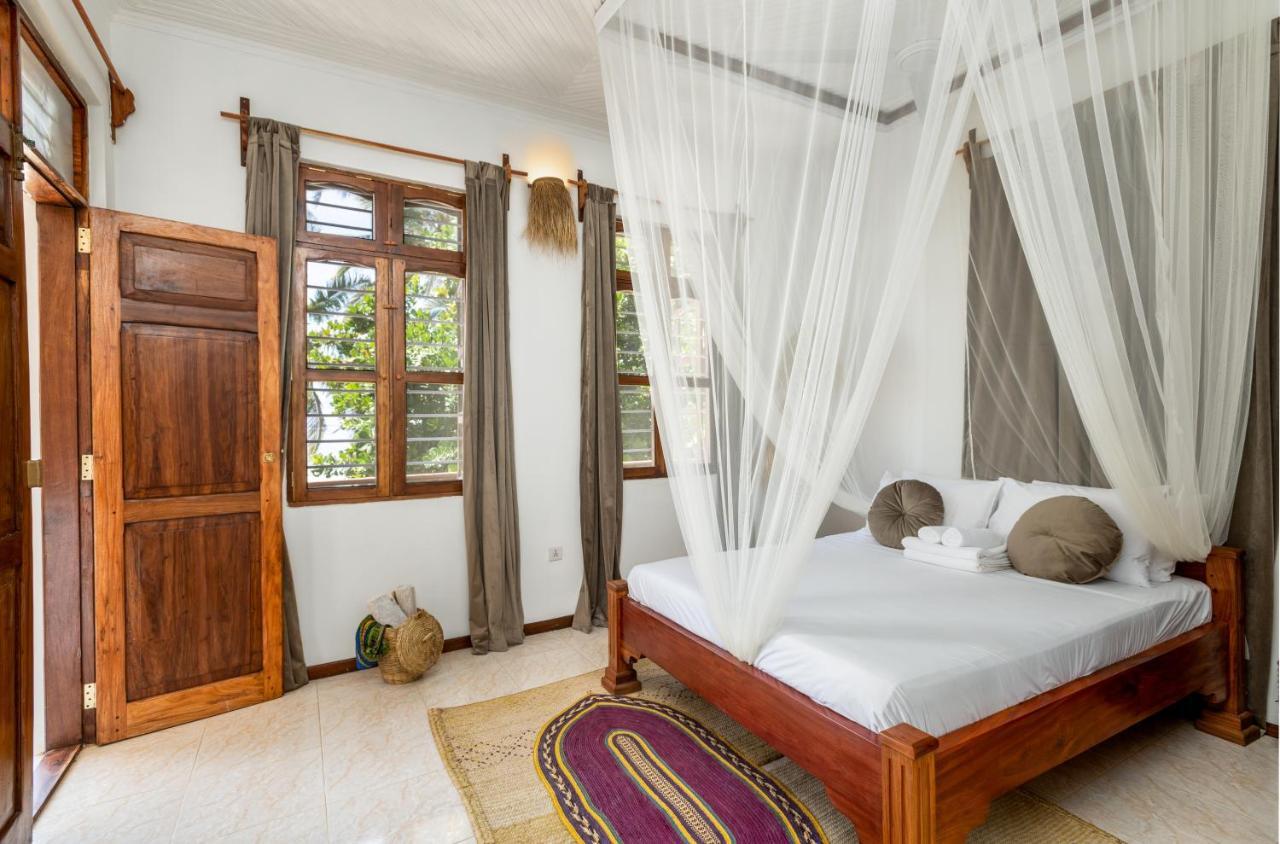 Kima Serviced Beach House & Suites ブウェワウ エクステリア 写真