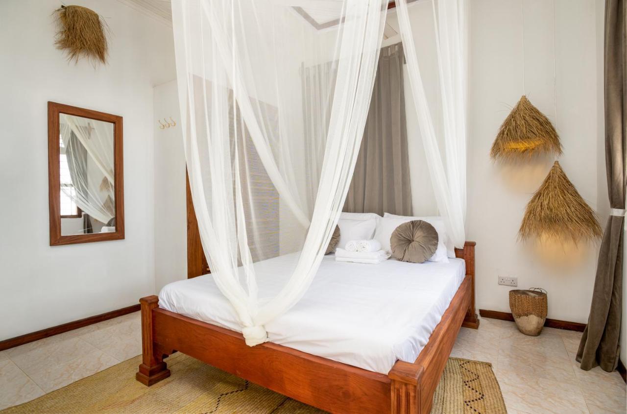 Kima Serviced Beach House & Suites ブウェワウ エクステリア 写真