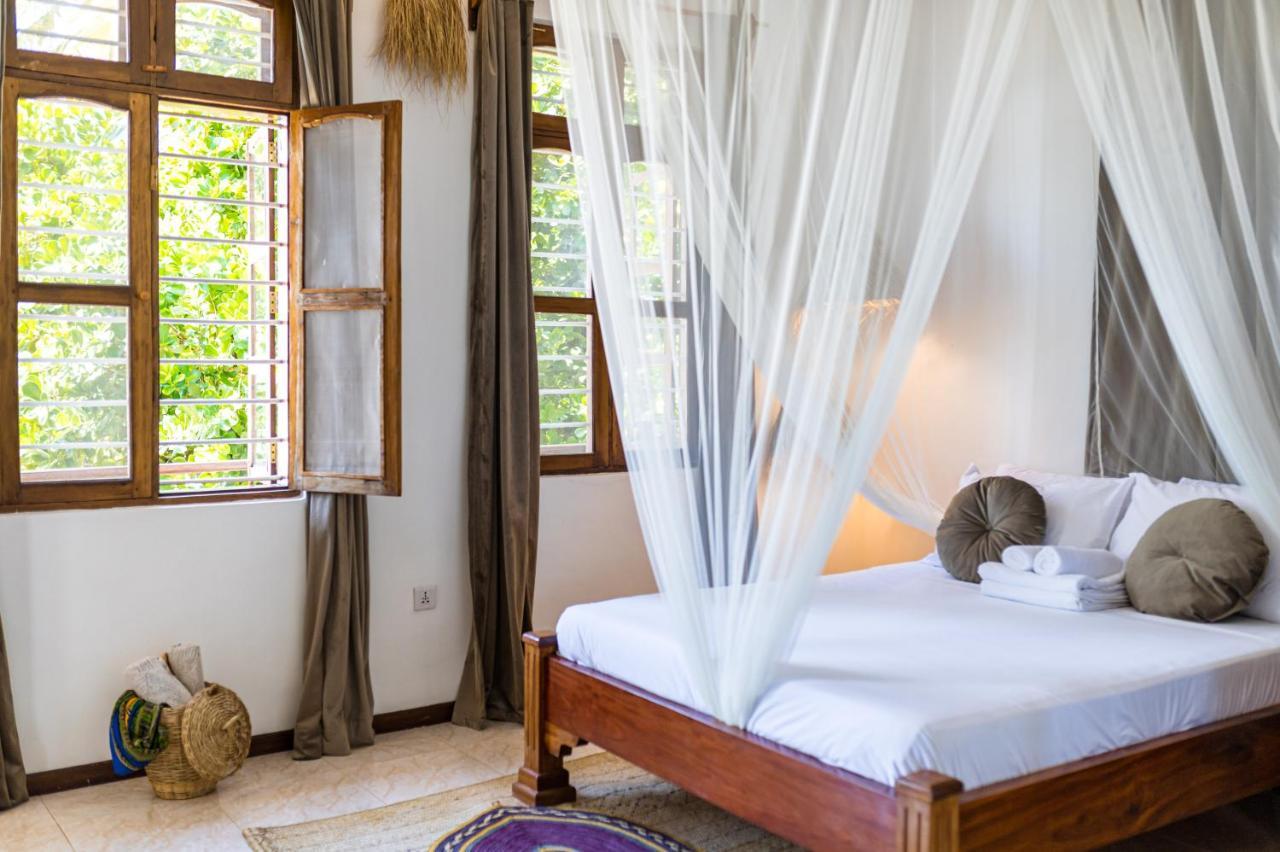 Kima Serviced Beach House & Suites ブウェワウ エクステリア 写真