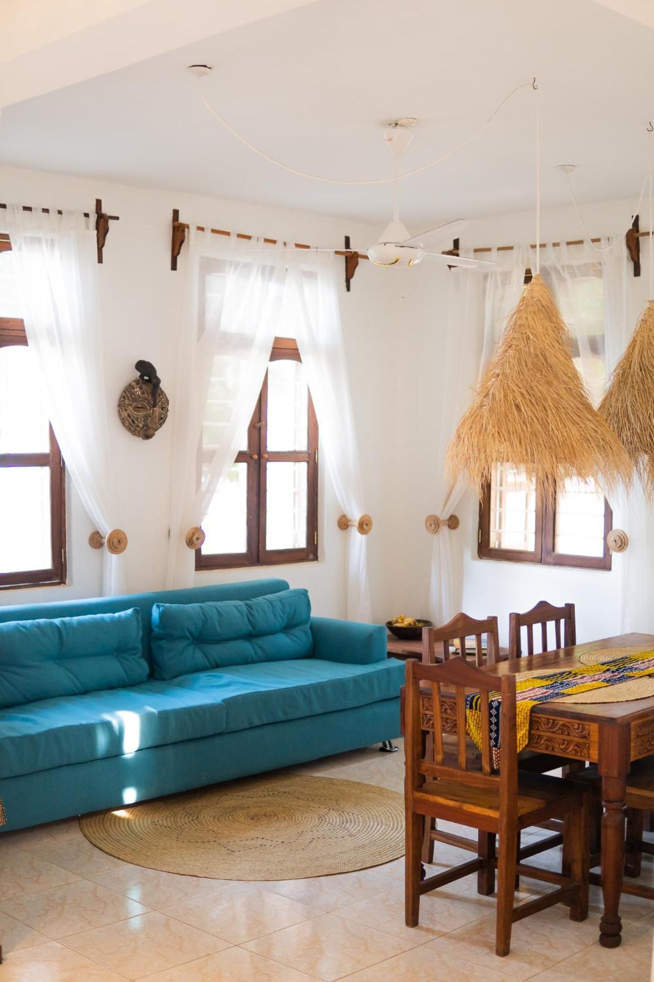 Kima Serviced Beach House & Suites ブウェワウ エクステリア 写真